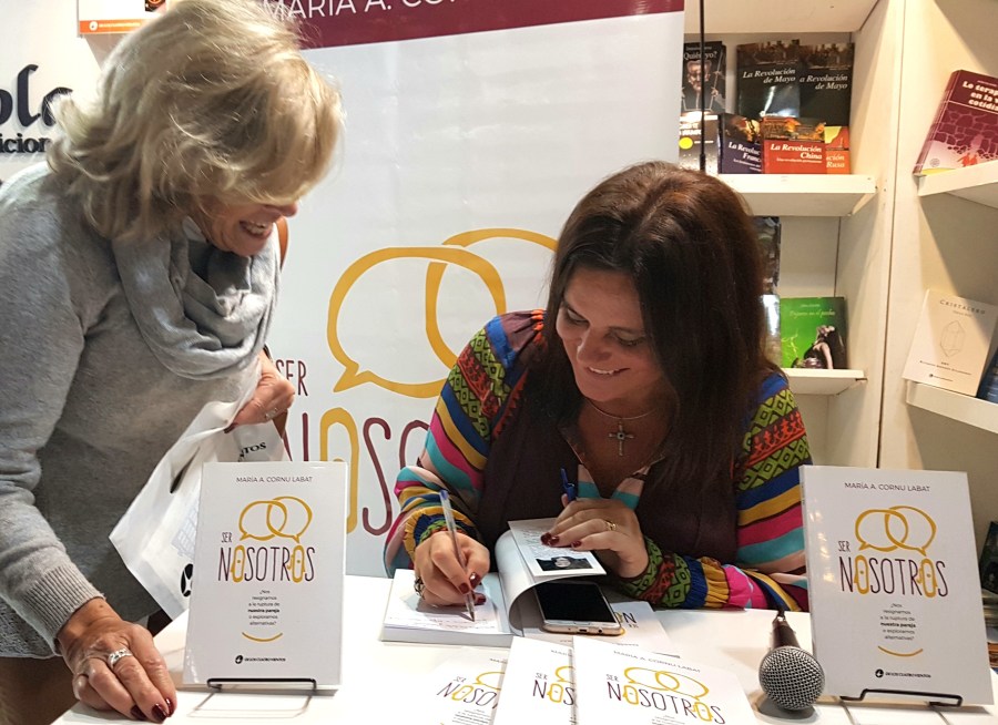 feria del libro firmando